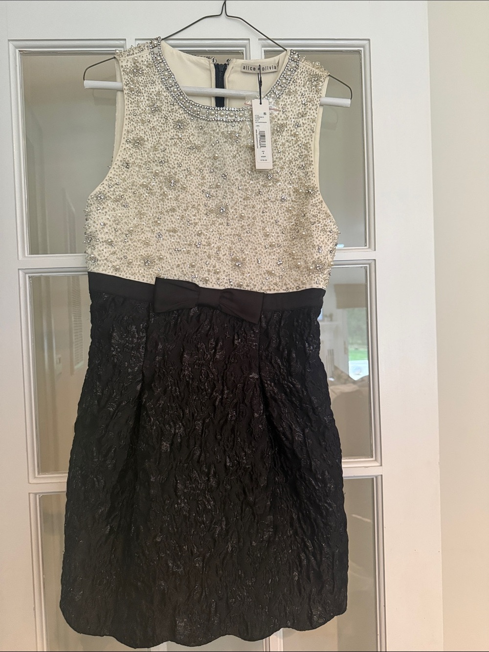 Alice + Olivia NWT dress Ivory Beaded with Black Textured Skirt Dress